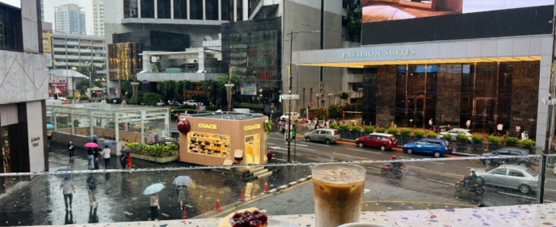 V88 Cafe & Bar Starhill
